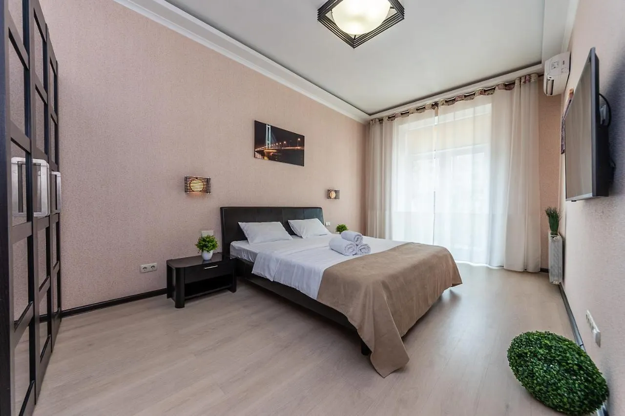 Kreschatik 21, with terrace Kiew Apartment